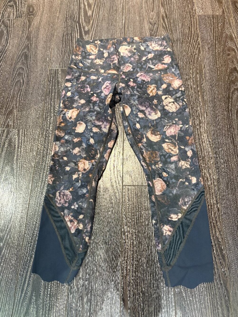 Lululemon Inspire Tight II Midnight Bloom Floral Leggings